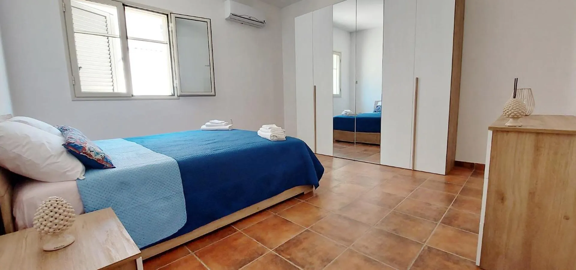 Villa Syraka Apartments Fontane Bianche Vakantiehuis